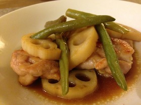鶏肉とレンコンといんげんの甘酢炒め