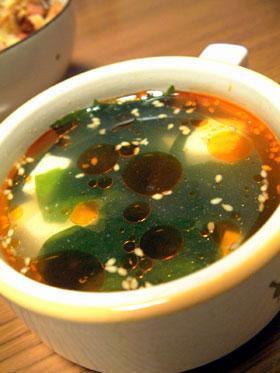 豆腐とわかめのスープの画像