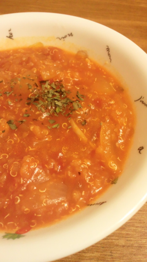 キヌアのトマトスープの画像