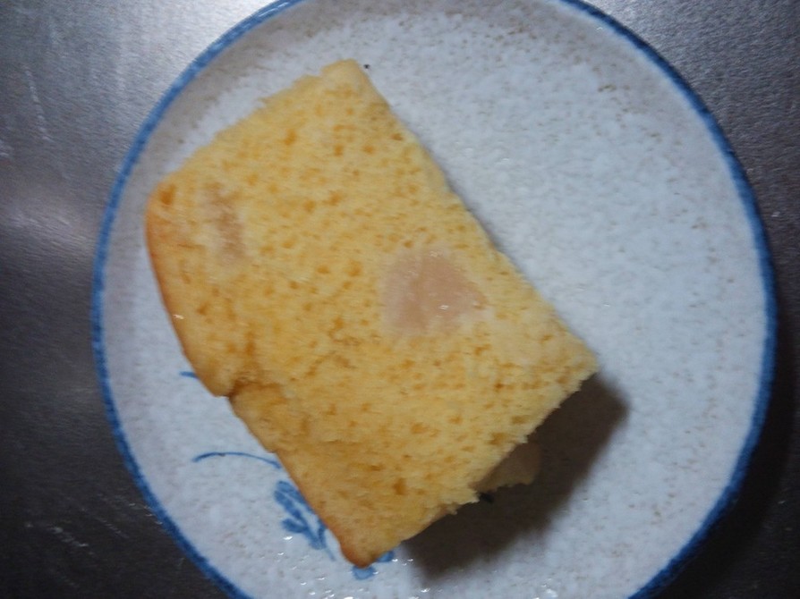黄桃のパウンドケーキの画像