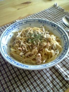きのこと塩辛のクリームパスタ
