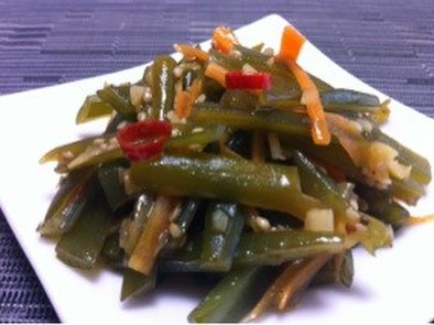 韓国料理  簡単！茎わかめの炒め物の写真
