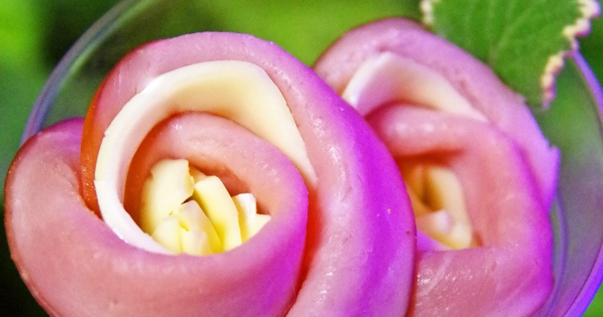 簡単お弁当 ハムチーズの薔薇 隙間おかず レシピ 作り方 By ももら クックパッド