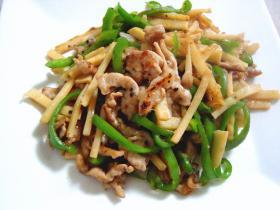 豚肉のチンジャオロース