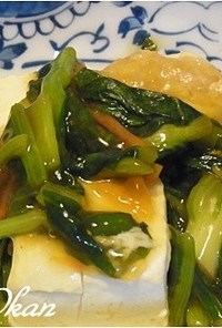 小松菜と豆腐のニンニク醤油のあんかけ