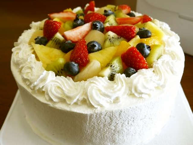 フルーツ ケーキ デコレーション 食べ物の写真 フルーツ ケーキ デコレーション 食べ物の写真