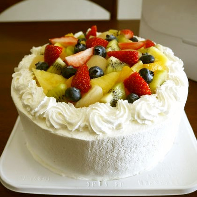 簡単 フルーツデコレーションケーキ レシピ 作り方 By Bvivid クックパッド 簡単おいしいみんなのレシピが360万品