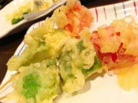 【意外性】アボカドとトマトの串天ぷらの画像