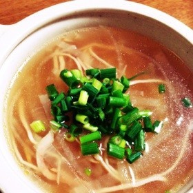 大根とハムの中華スープの画像