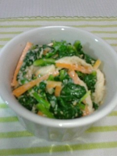 ほうれん草(青菜)とささみのゴママヨ和え