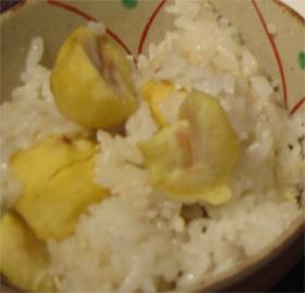 秋の味覚「栗ごはん」