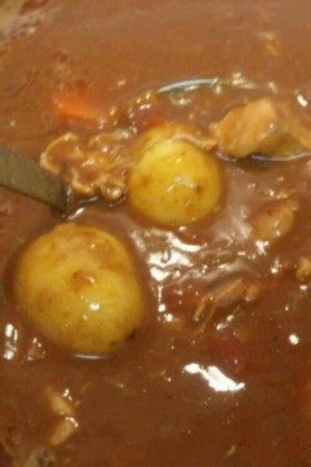 季節のごちそう!!新じゃがチキンカレー