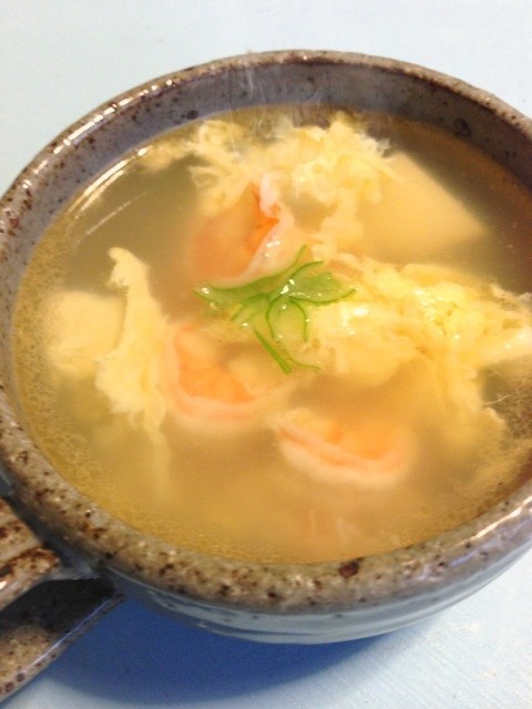 エビと豆腐の卵スープの画像
