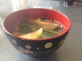 乾燥えのきとたけのこのお味噌汁