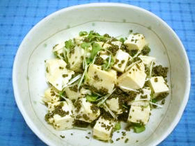 ぷちぷち豆腐サラダの写真