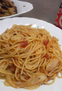 カゴメかけるトマトと新玉ねぎのスパゲティ