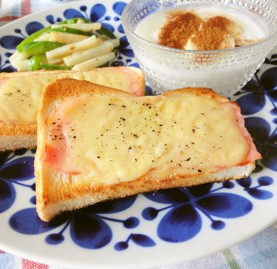 朝食に☆ベーコンチーズトーストの画像