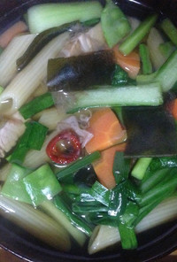 野菜いっぱい鰹の和風出汁スープパスタ