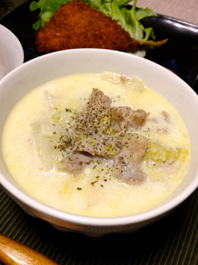 白菜と豚肉のとろとろミルクスープ♪