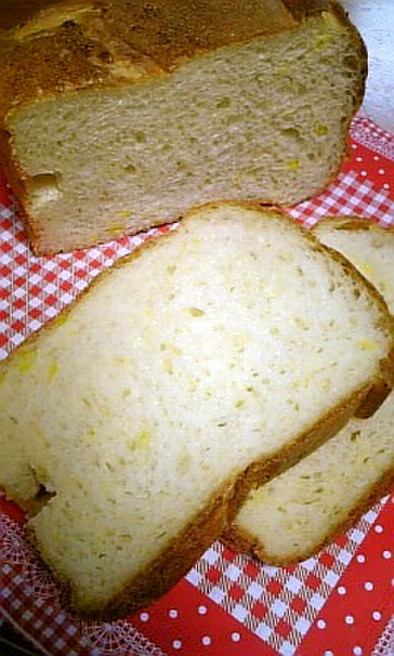 コーンマヨ食パンの写真