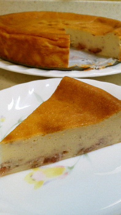 ストロベリーベークドチーズケーキの写真