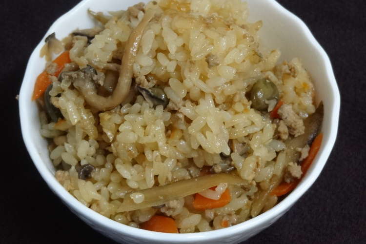 炊飯器で 中華風炊き込みおこわ レシピ 作り方 By Sachieママ クックパッド 簡単おいしいみんなのレシピが352万品