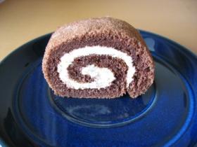 とろけるスフレショコラロールケーキ