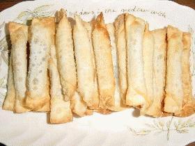 餃子の皮でチーズ巻き♪