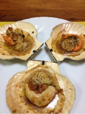 グリルで☆殻付きホタテのバター醤油焼き
