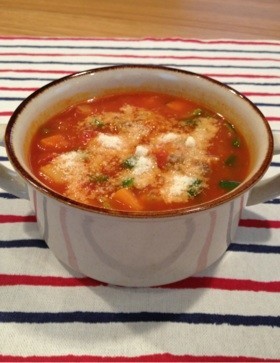 イワシのつみれトマトスープ