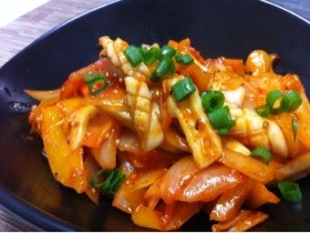 韓国料理 ウマ辛〜！辛〜いイカ炒めの画像