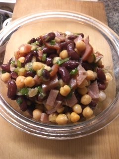 ひよこ豆とキドニービーンズのデリ風サラダの画像