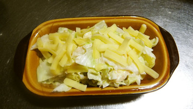 春キャベツのチーズ焼きの写真