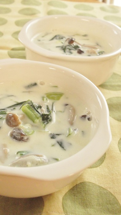 和風✿小松菜とキノコのミルクスープの写真