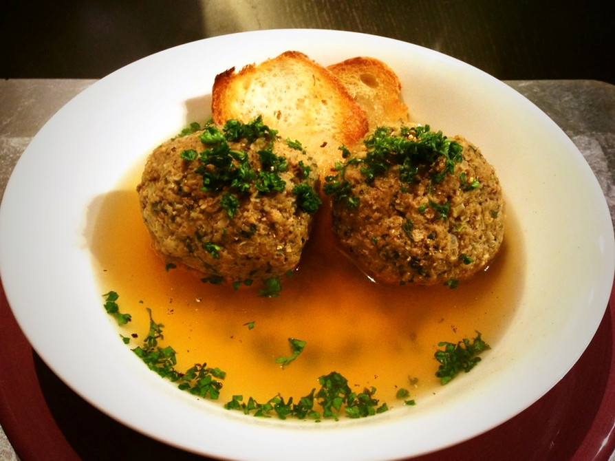 レバークヌーデル・ズッペ by ぞうさんのお台所 【クックパッド】 簡単おいしいみんなのレシピが396万品