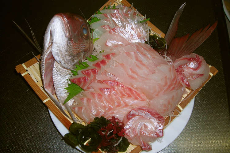 ハレの日に 豪華タイの姿造りに挑戦 レシピ 作り方 By おくとぱすがーでん クックパッド 簡単おいしいみんなのレシピが353万品