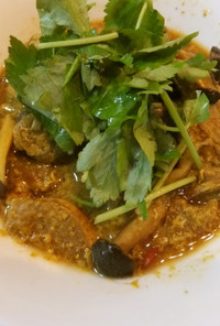 タイ料理✿イカのカレー炒め