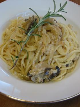 カニと茸のマヨネーズパスタ