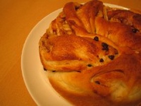 大きなシナモンロール