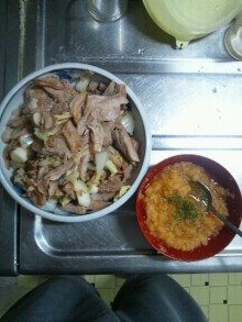 ５月６日晩飯　【マグロの炒め物】　の画像