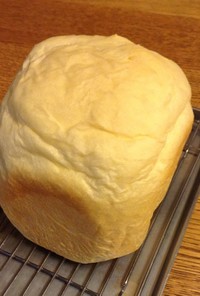 豆乳と発酵バターで味わい深い食パン