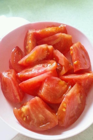 塩トマトサラダの写真