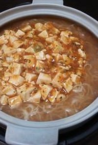 簡単　麻婆豆腐ラーメン鍋
