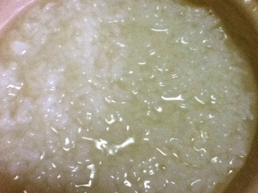 生米から作るお粥の画像