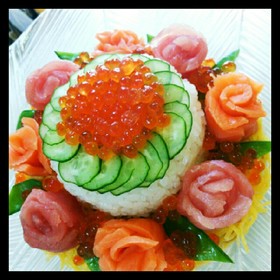 母の日♪記念日♪誕生日に♪花の寿司ケーキ