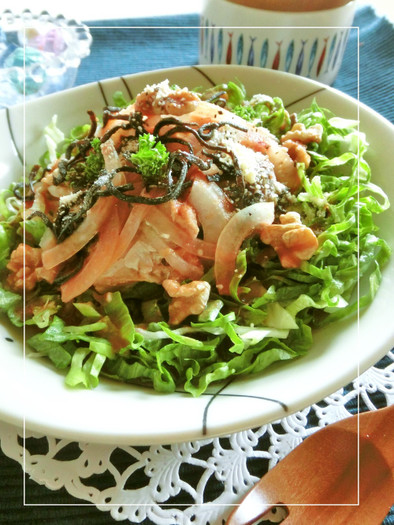 野菜たっぷり♡鯖水煮の塩昆布サラダの写真