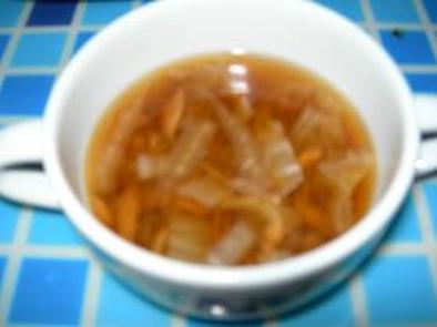 白菜とツナのスープの写真