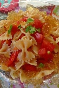 トマトとジュレの冷製パスタ