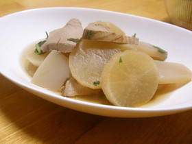 鰹と大根の煮物