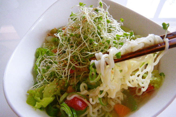 夏でも美味しい塩ラーメン レシピ 作り方 By 愛健康家族 クックパッド 簡単おいしいみんなのレシピが365万品